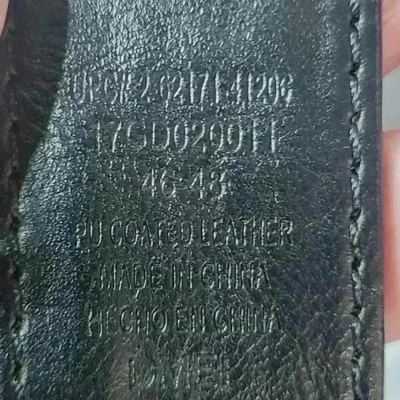 Genuine Dickies black/brown reversible belt. Some wear. Size. 46-48 - Picture 10 of 10